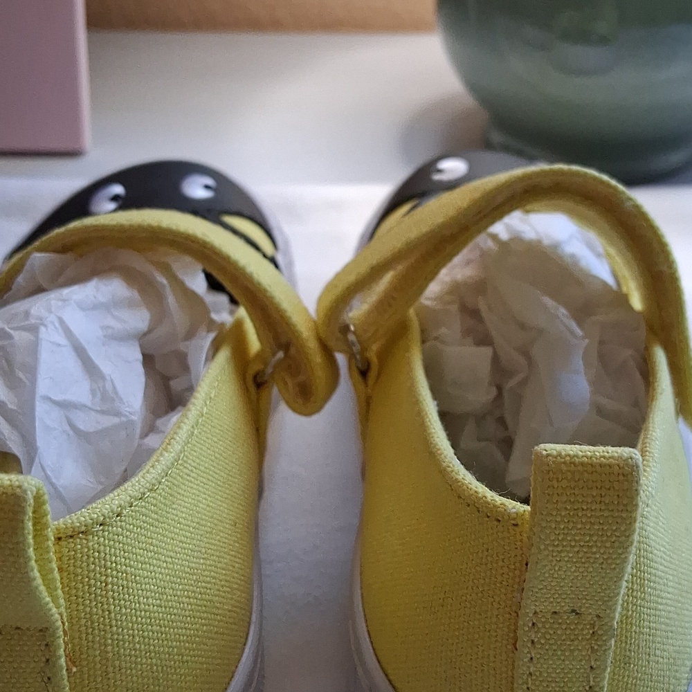 Gymboree Yellow Bee Face Mary Jane Sneakers - Picture 3 of 5